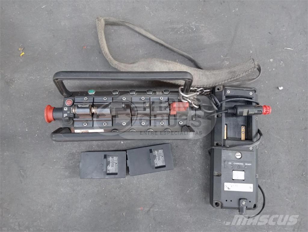 Hiab 166 E-5 HIPRO 로더 크레인