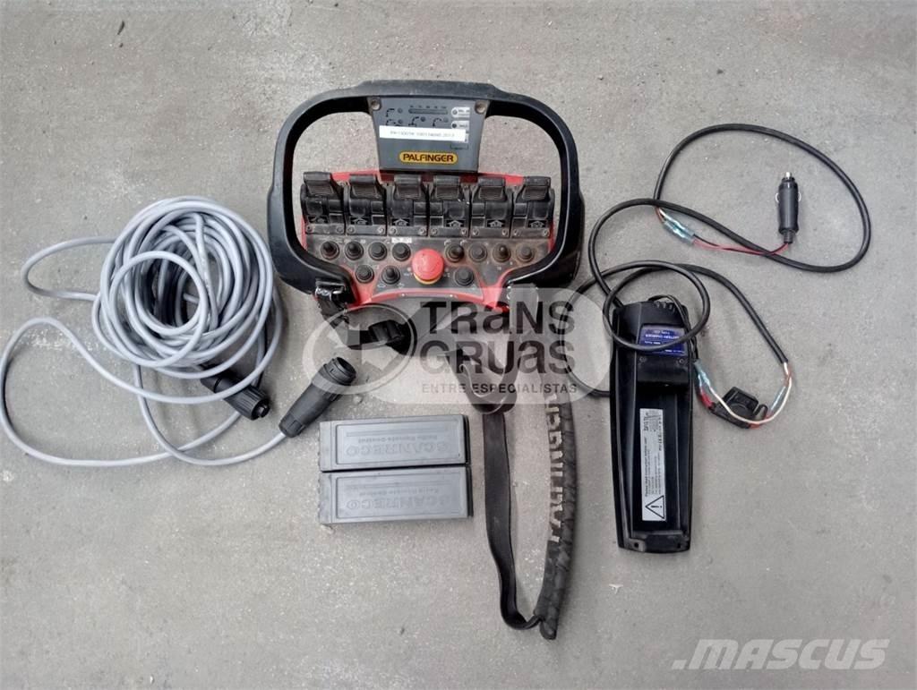 Palfinger PK 13001-K 로더 크레인