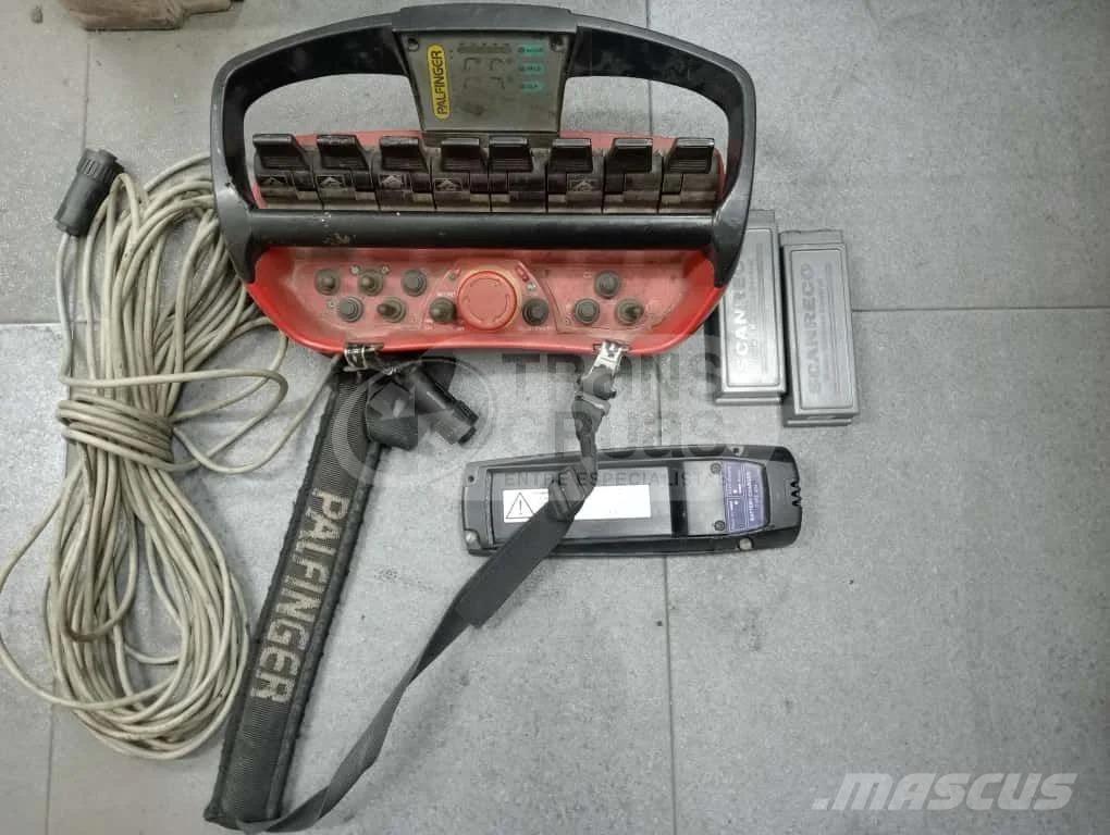 Palfinger PK 27000 로더 크레인