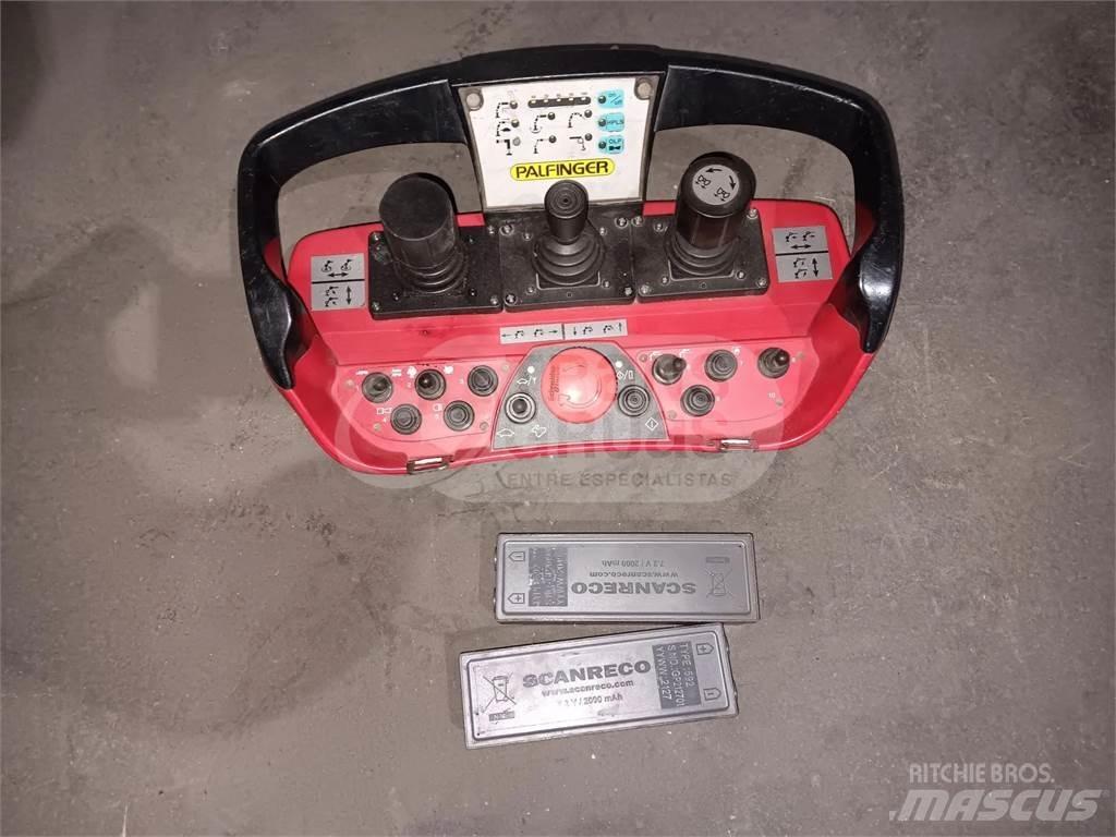 Palfinger PK 36002 로더 크레인