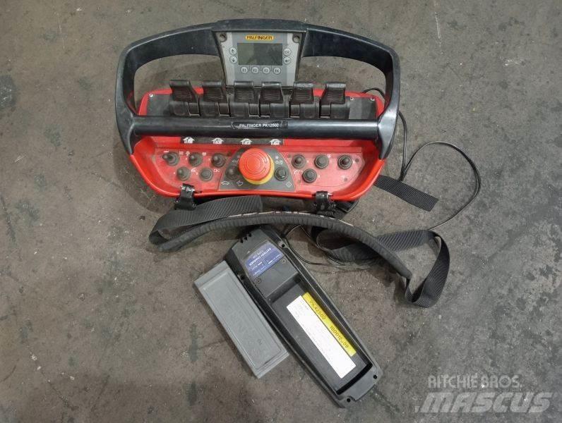 Palfinger PK12502 SH 로더 크레인