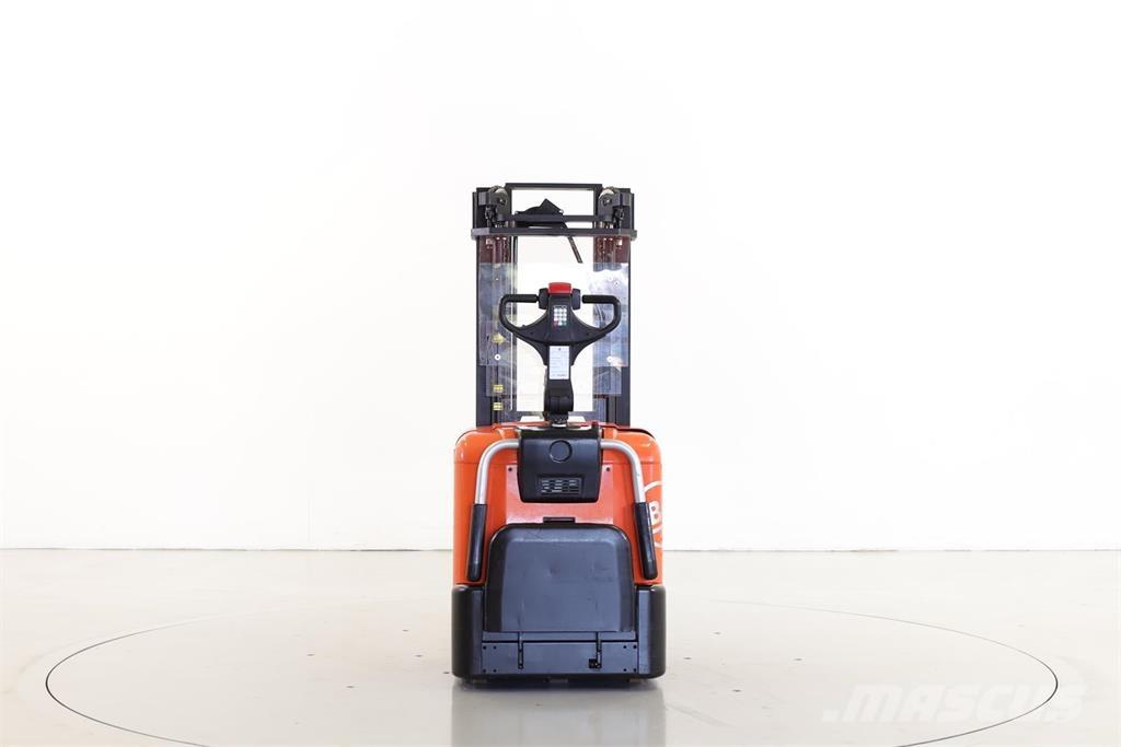 BT SPE125 포크리프트