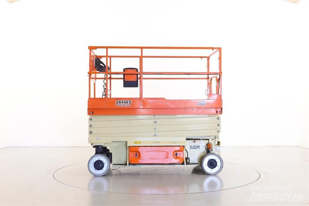 JLG 2646ES 가위형 리프트
