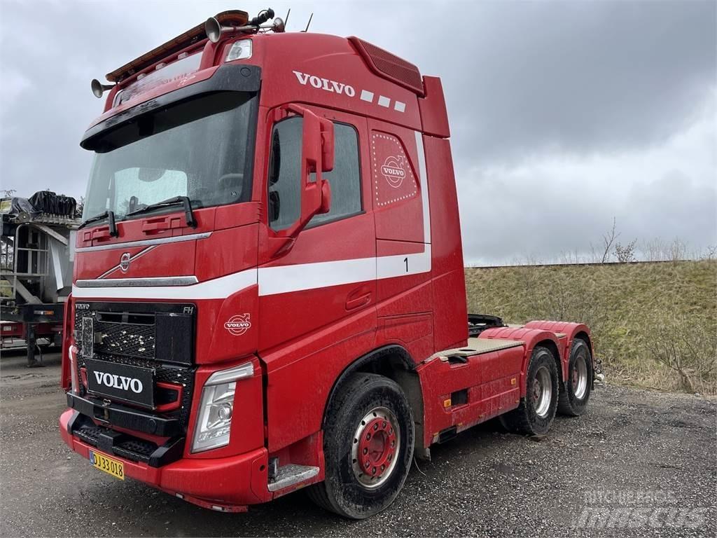 Volvo FH540 로우 로더-세미 트레일러