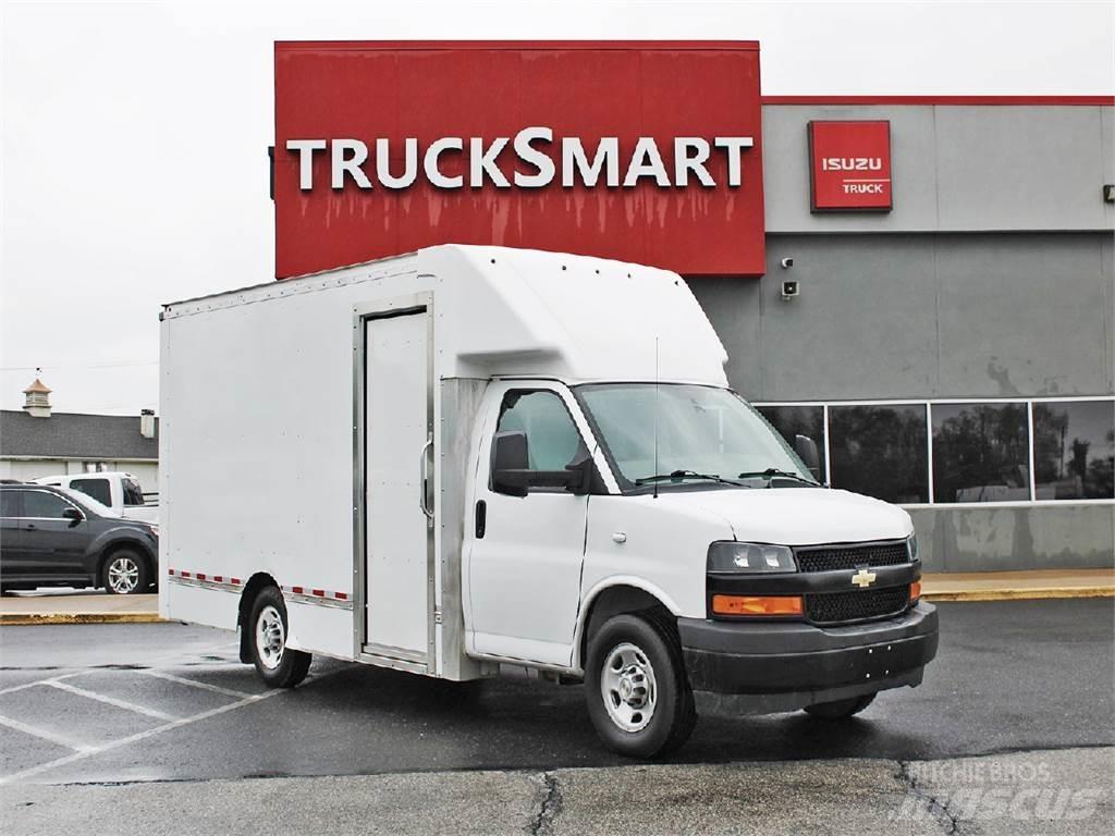 Chevrolet 3500 탑차 트럭
