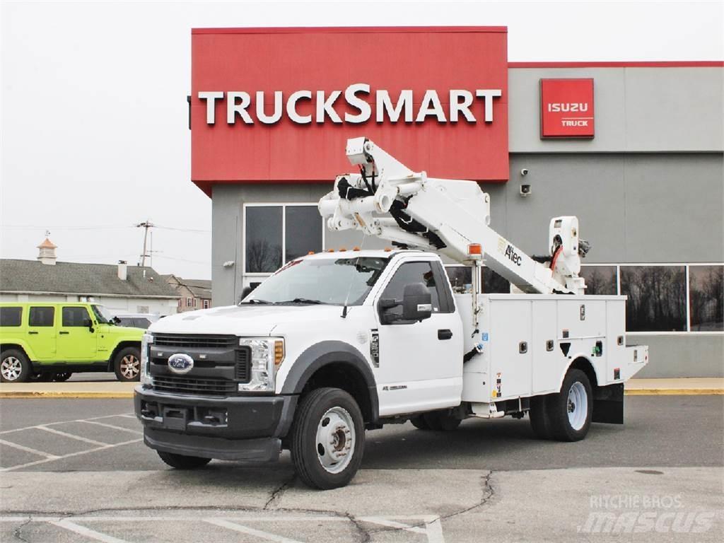 Ford F550 트럭 탑재 고소작업대