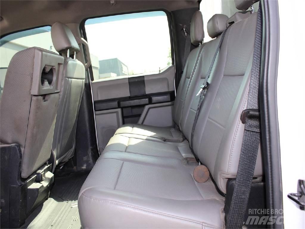 Ford F550 덤프 트럭