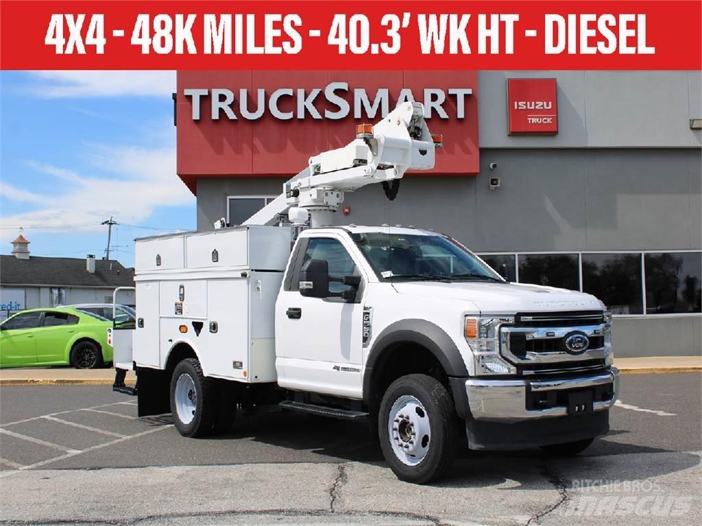 Ford F550 트럭 탑재 고소작업대