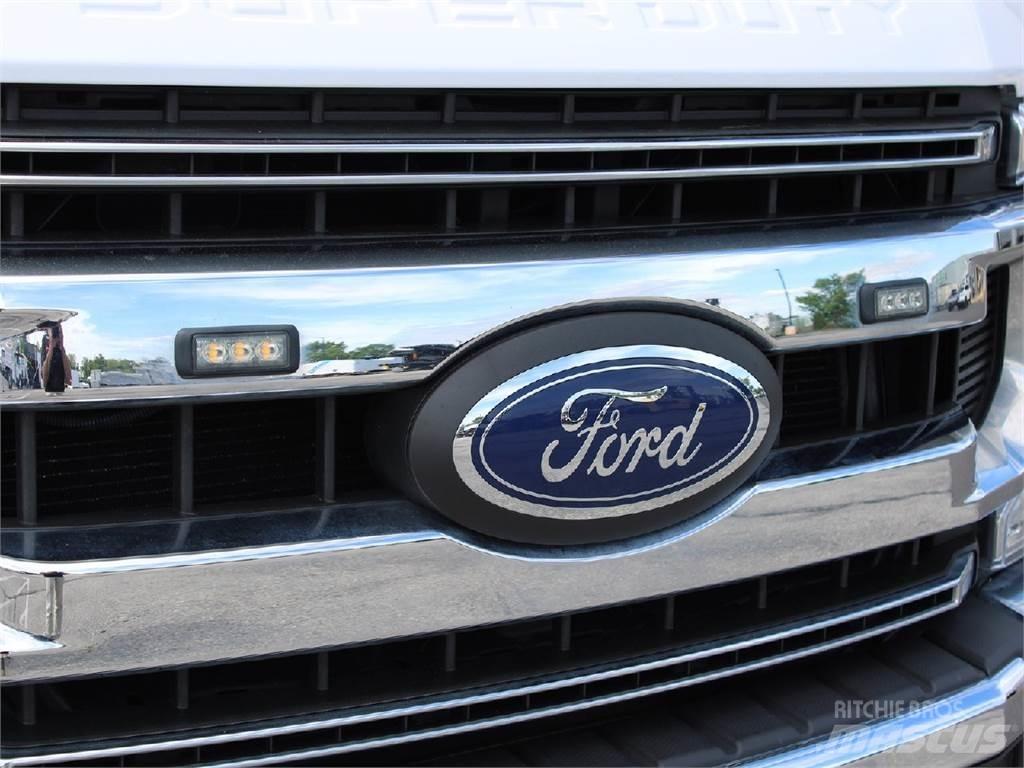 Ford F550 트럭 탑재 고소작업대