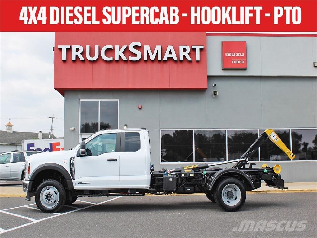 Ford F550 덤프 트럭