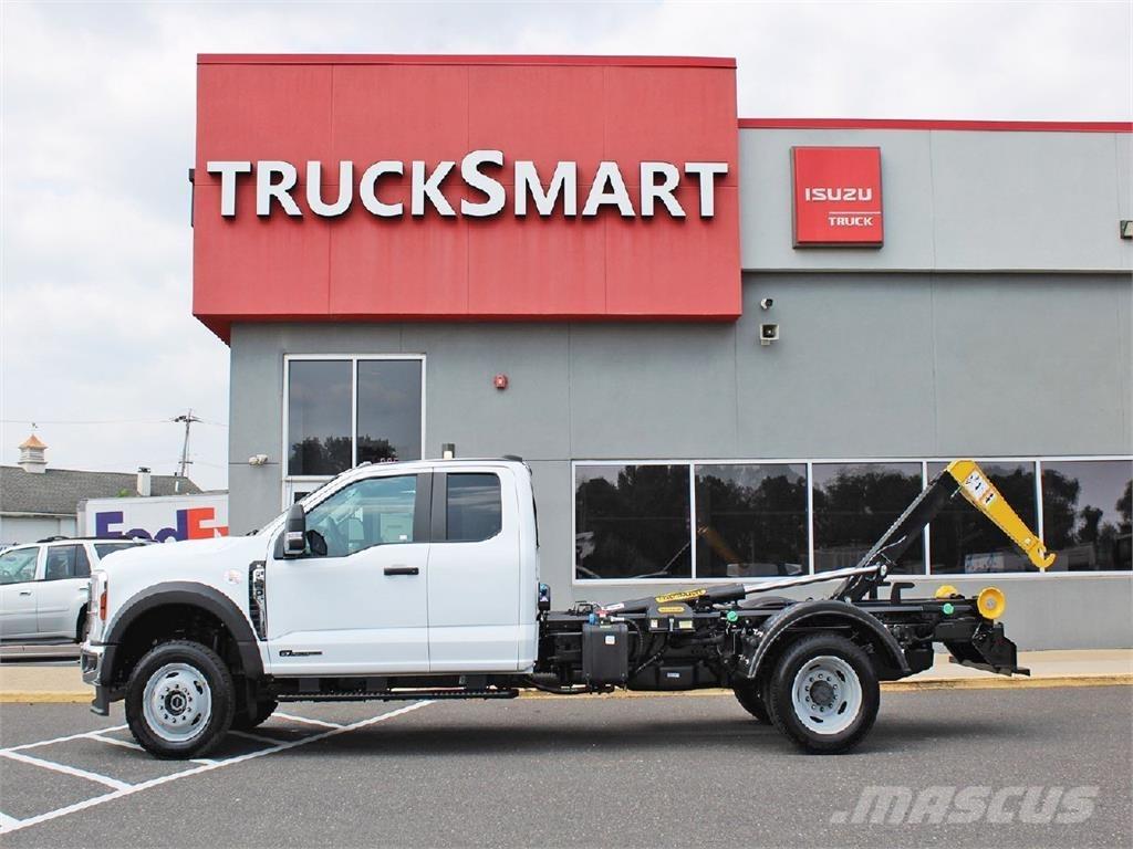Ford F550 덤프 트럭