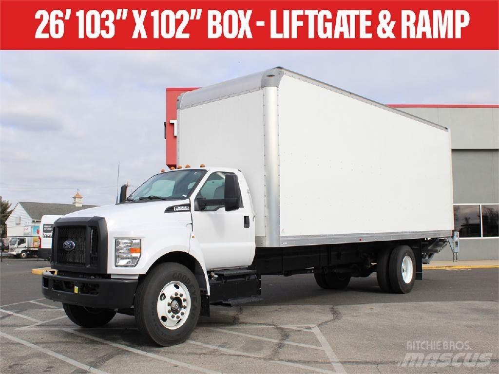 Ford F650 탑차 트럭
