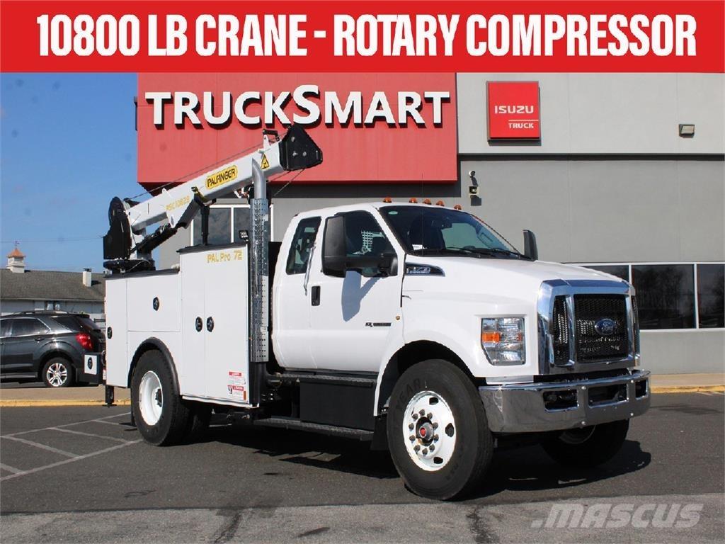 Ford F750 회수 차량