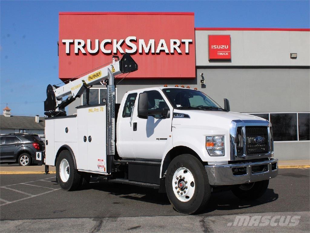 Ford F750 시립/다목적 차량