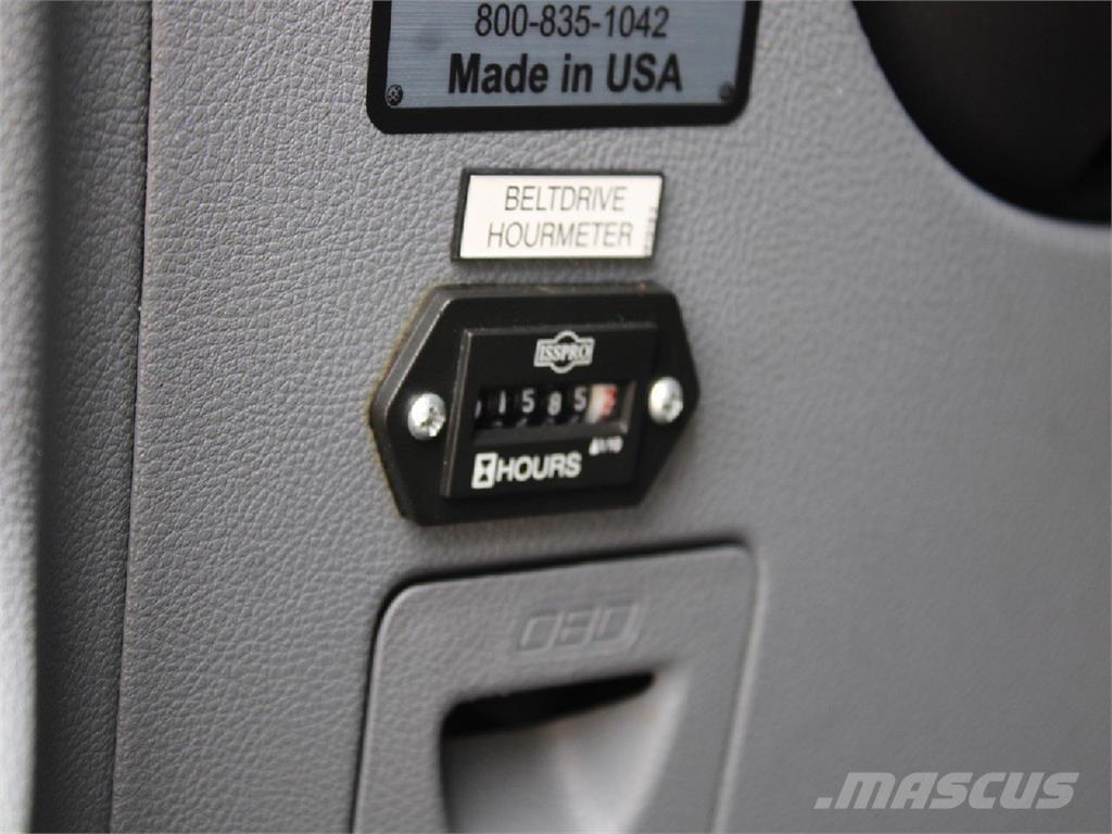 Ford Transit 트럭 탑재 고소작업대