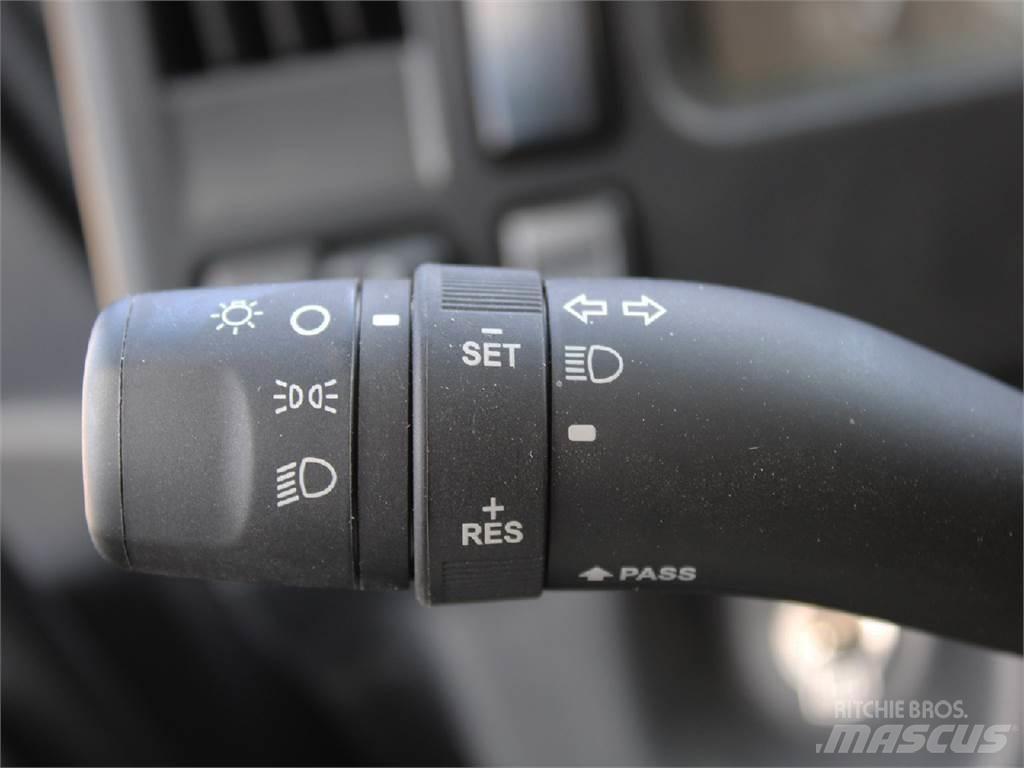 Isuzu FTR 탑차 트럭