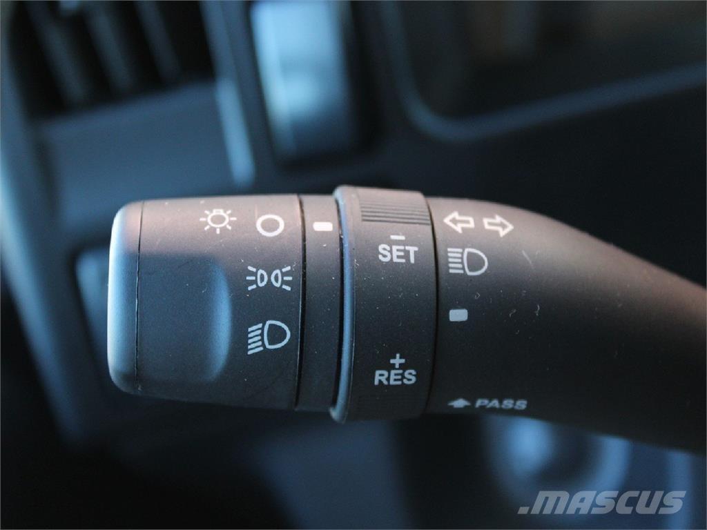 Isuzu NPR-HD 덤프 트럭