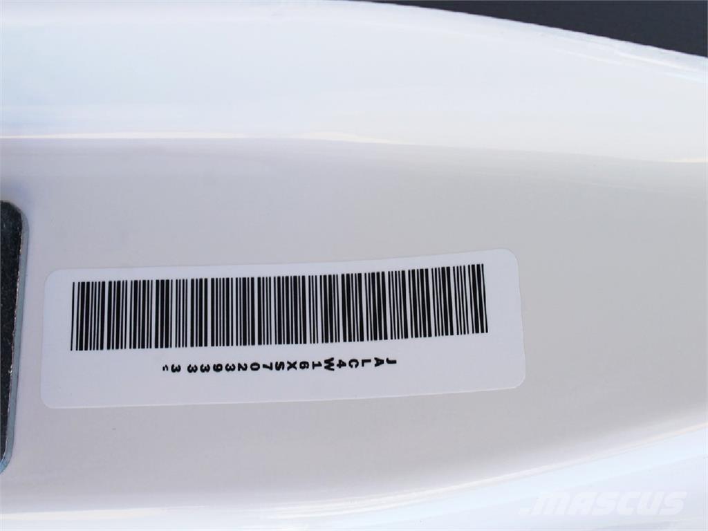 Isuzu NPR-HD 탑차 트럭