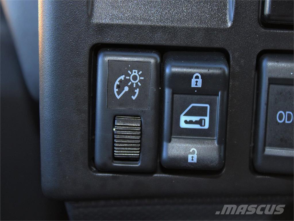 Isuzu NPR-HD 덤프 트럭