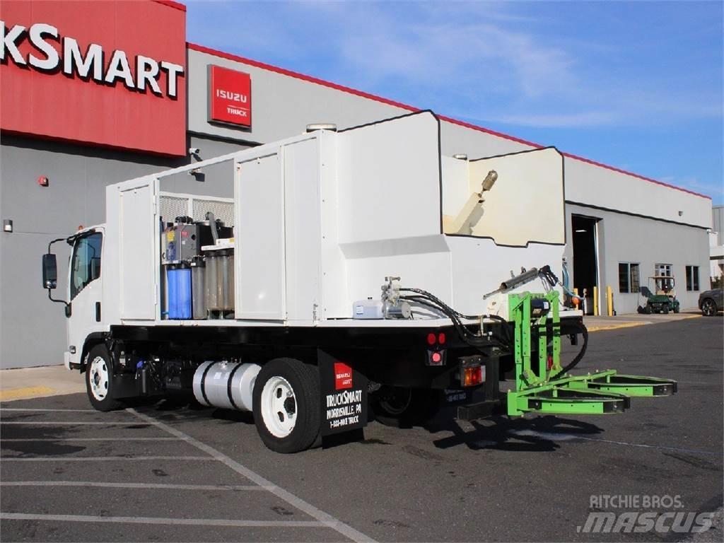 Isuzu NRR 폐기물 수거 트럭