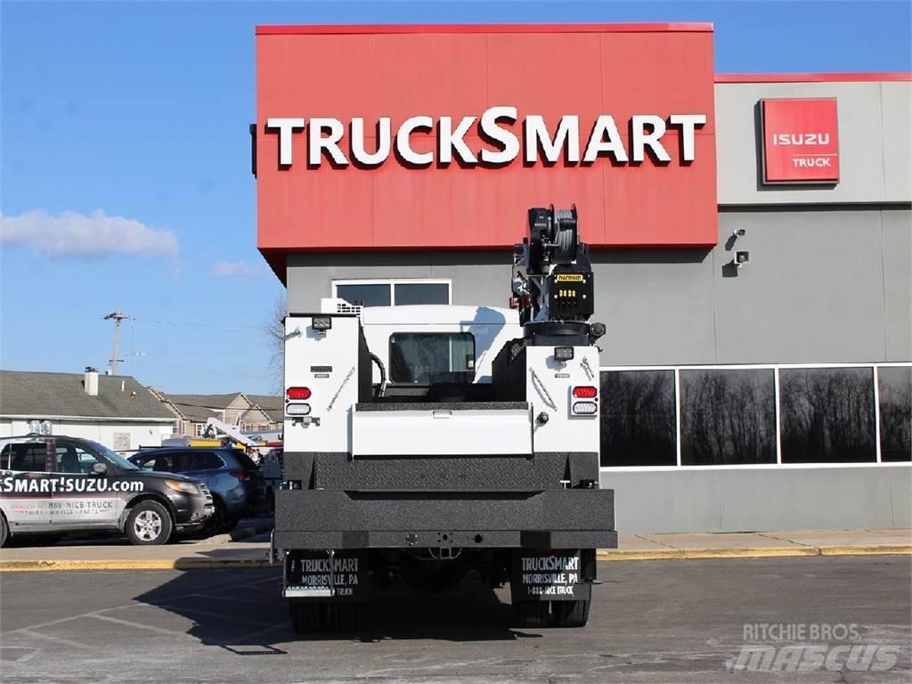 Peterbilt 537 크레인 트럭
