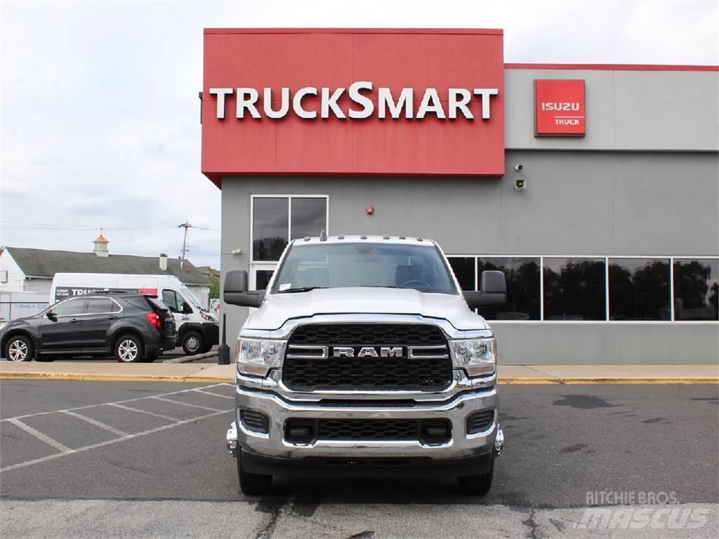 RAM 3500 시립/다목적 차량