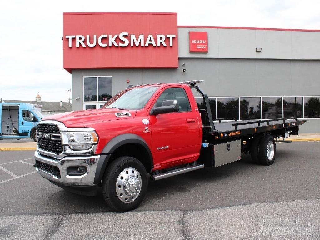 RAM 5500 회수 차량