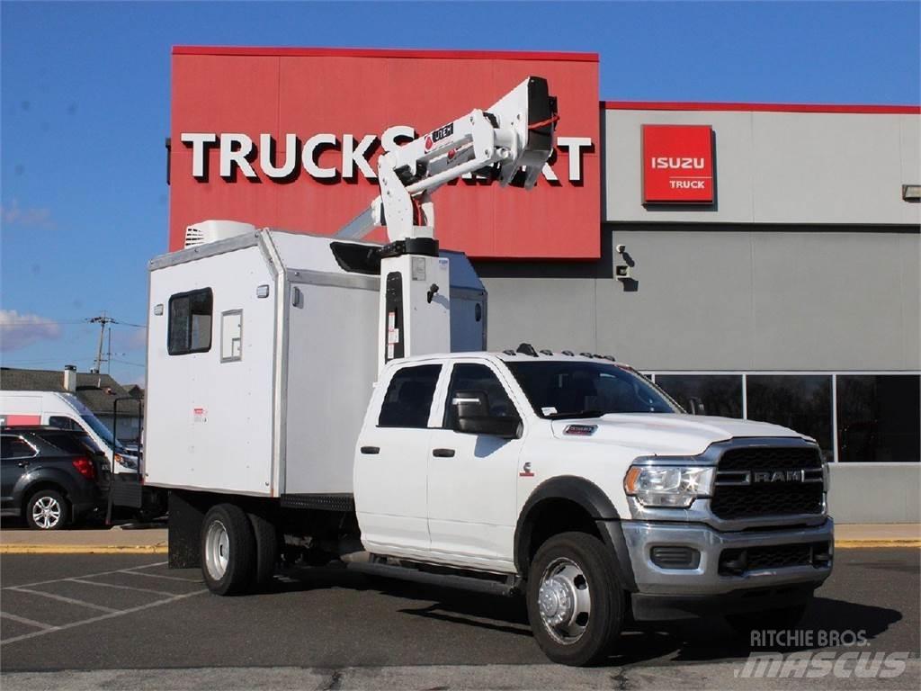 RAM 5500 시립/다목적 차량