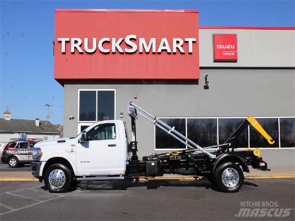 RAM 5500 훅 리프트 트럭