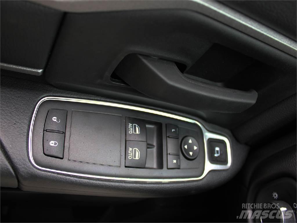 RAM 5500 트럭 탑재 고소작업대