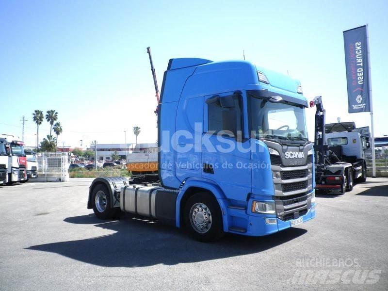 Scania R450 트랙터 유닛