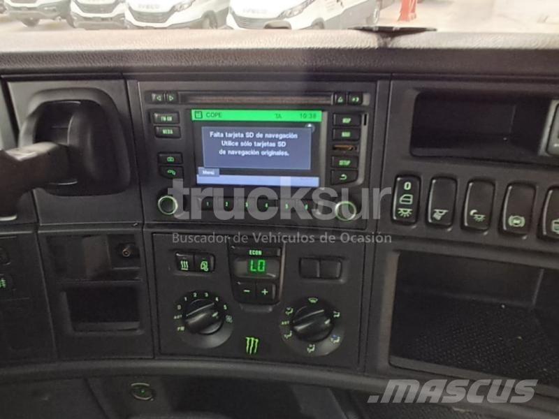 Scania R450 트랙터 유닛