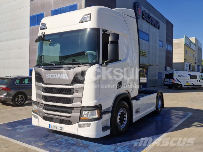 Scania R450 트랙터 유닛