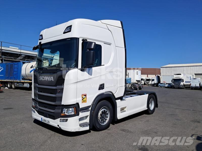 Scania R450 트랙터 유닛