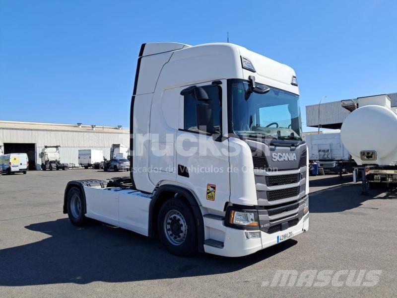 Scania R450 트랙터 유닛