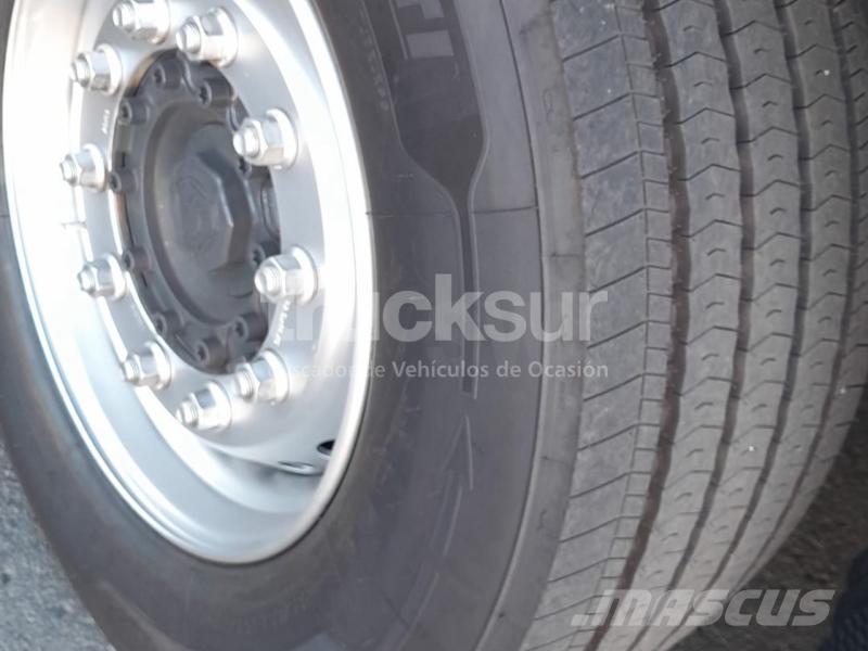 Scania R450 트랙터 유닛