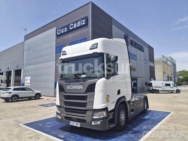 Scania R460 트랙터 유닛