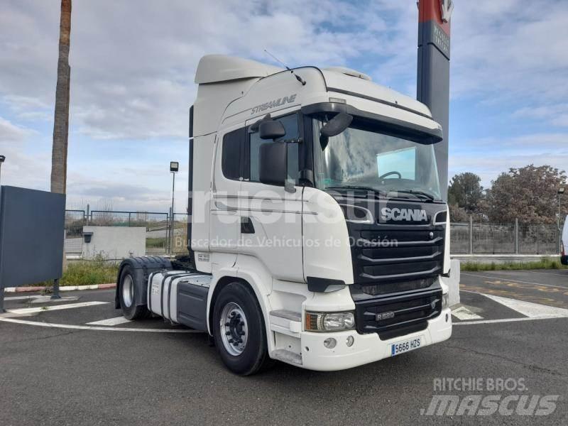 Scania R520 트랙터 유닛