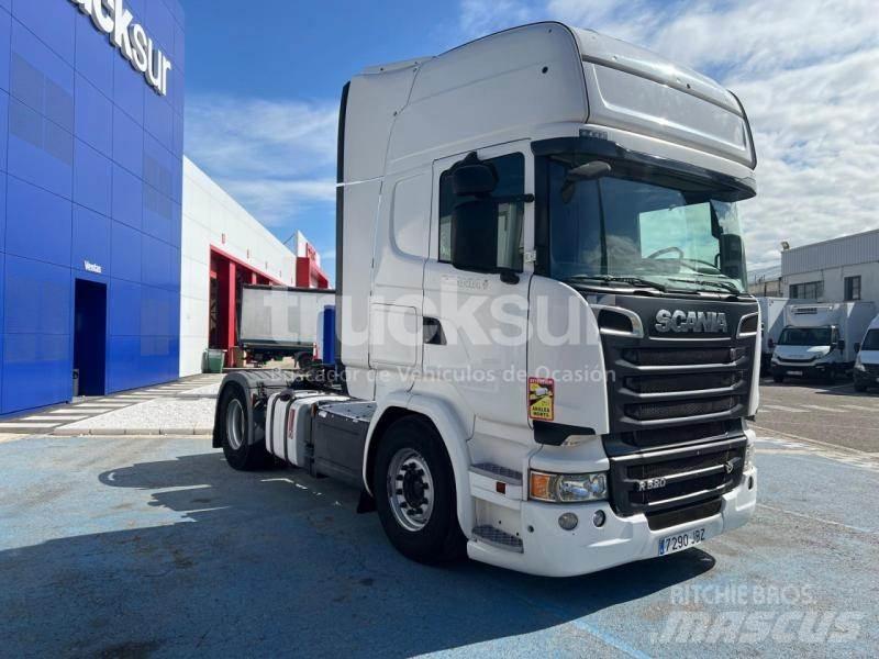 Scania R520 트랙터 유닛