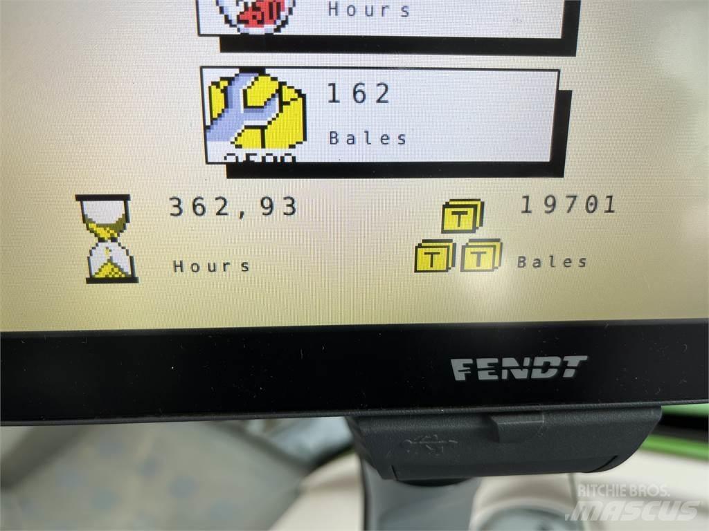 Case IH LB 434 각형 곤포기
