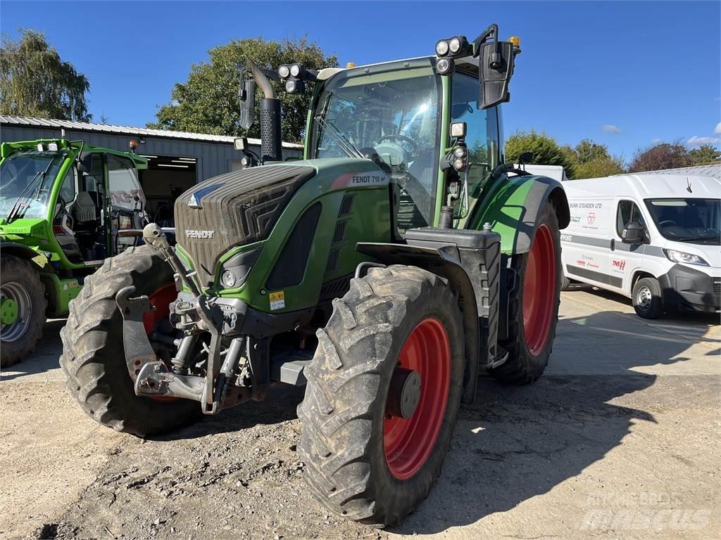 Fendt 718 트랙터