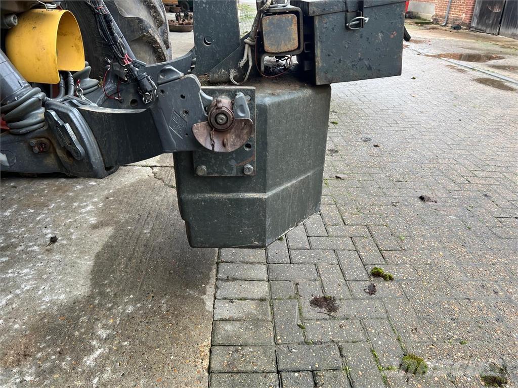 Fendt 870KG 전면하중