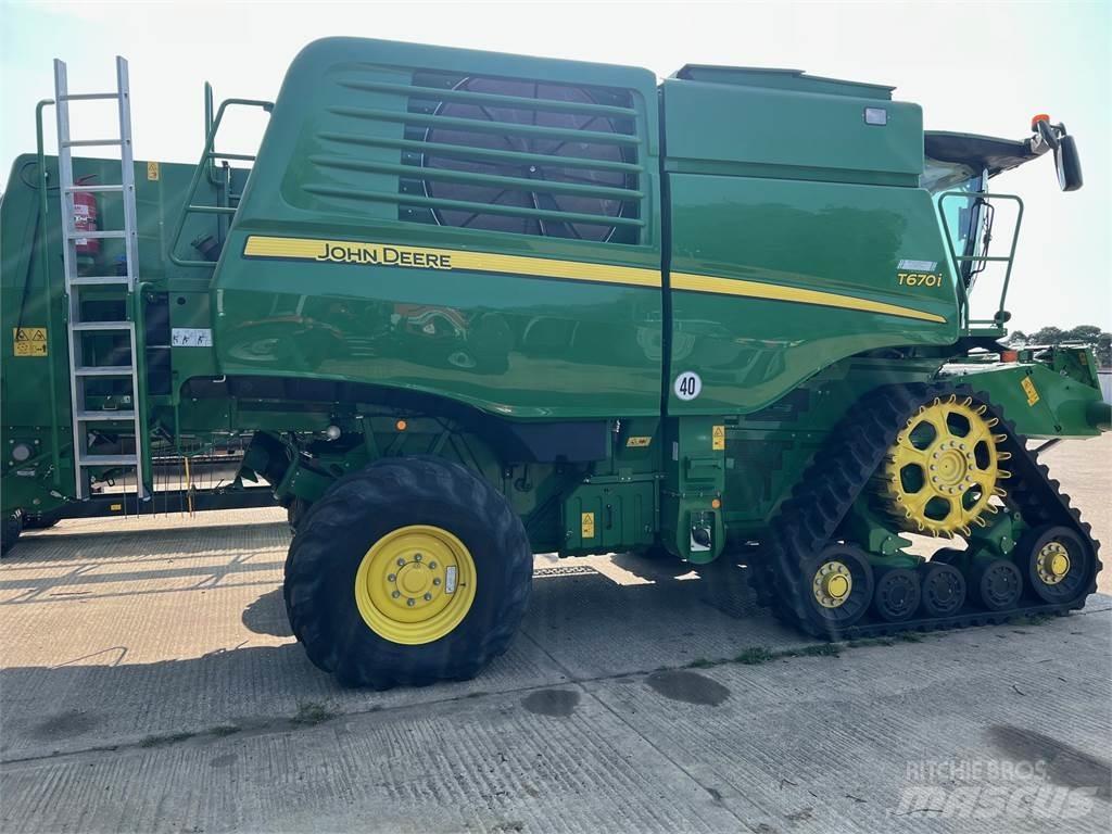 John Deere T670I 콤바인 수확기