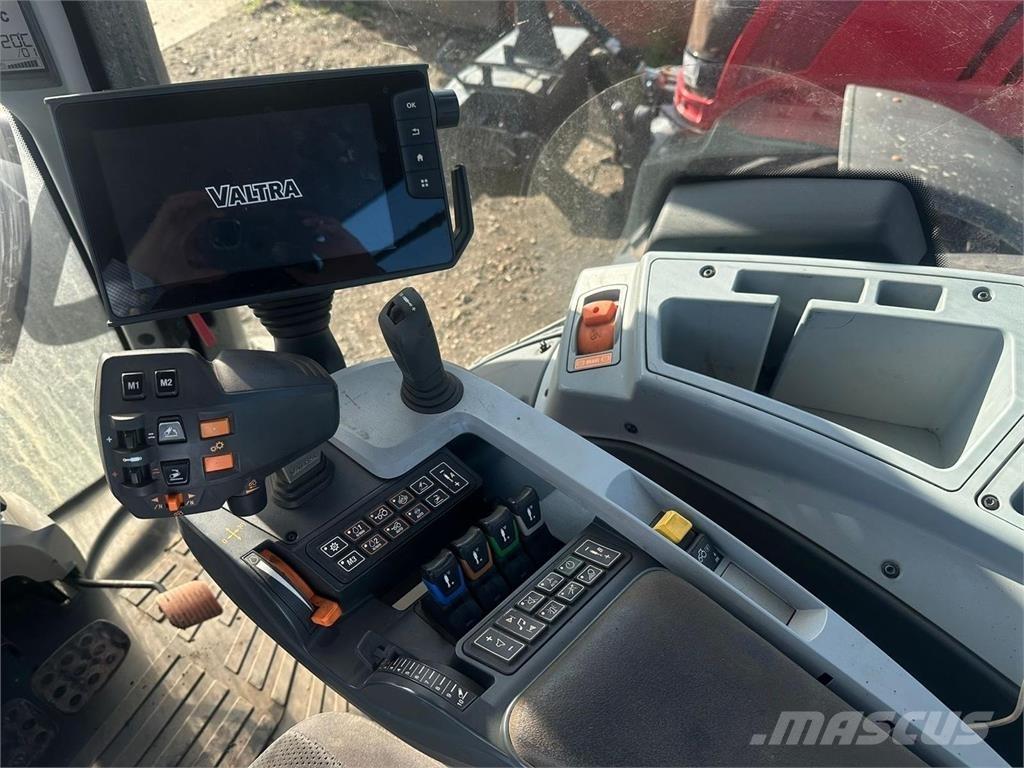 Valtra T234D 트랙터