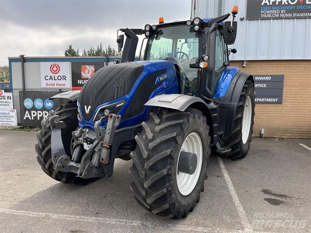 Valtra T254 트랙터