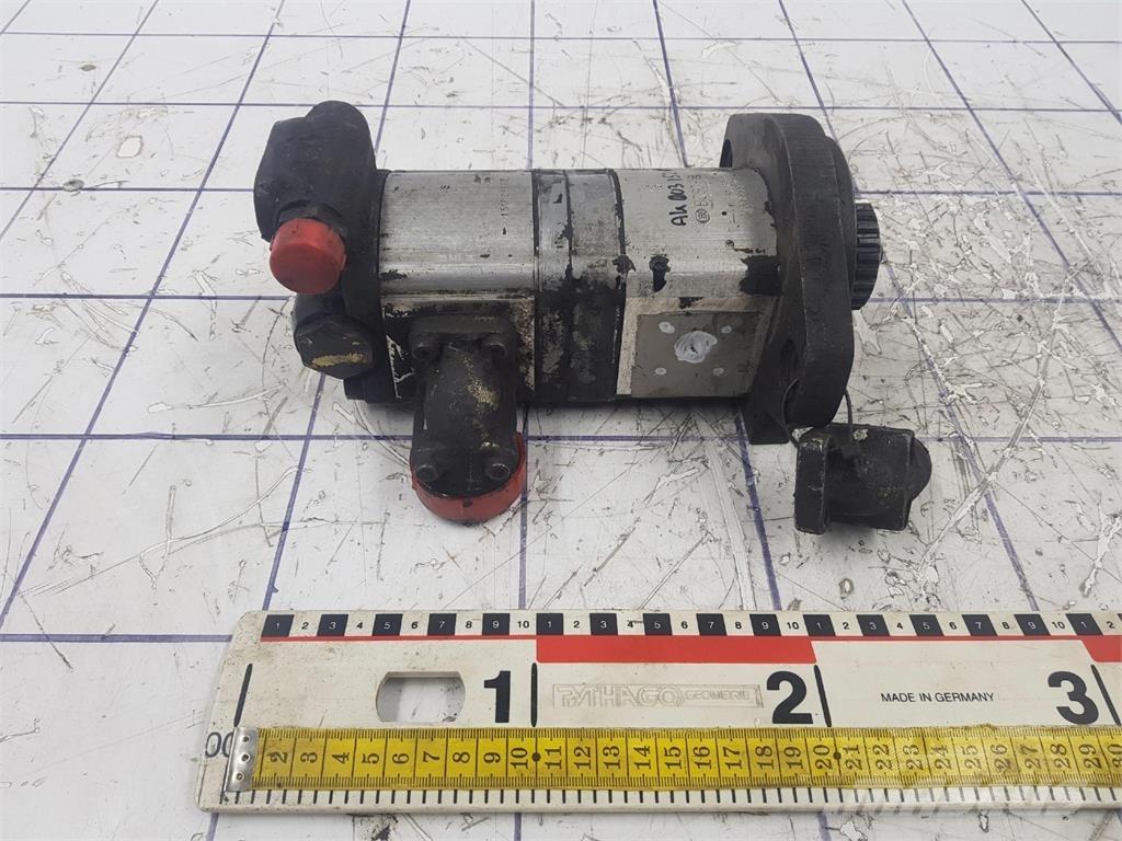 Bosch dual gear pump 크레인 부품 및 장비
