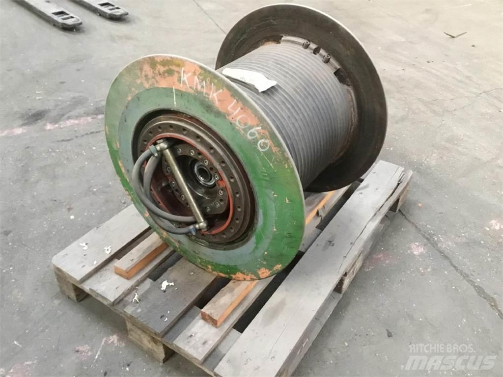 Krupp KMK 4060 winch 크레인 부품 및 장비