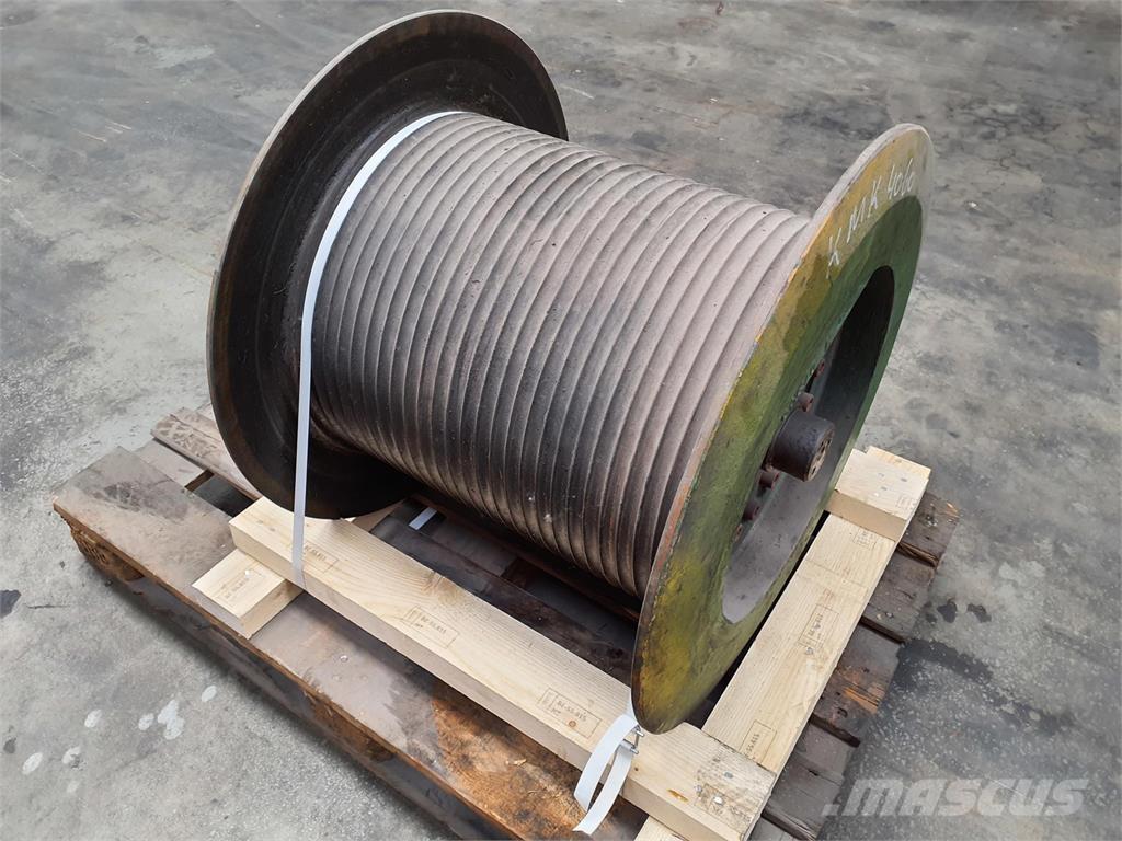 Krupp KMK 4060 winch 크레인 부품 및 장비