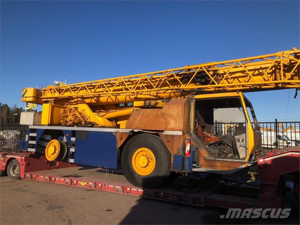 Liebherr LTM 1030-2 A/T 크레인