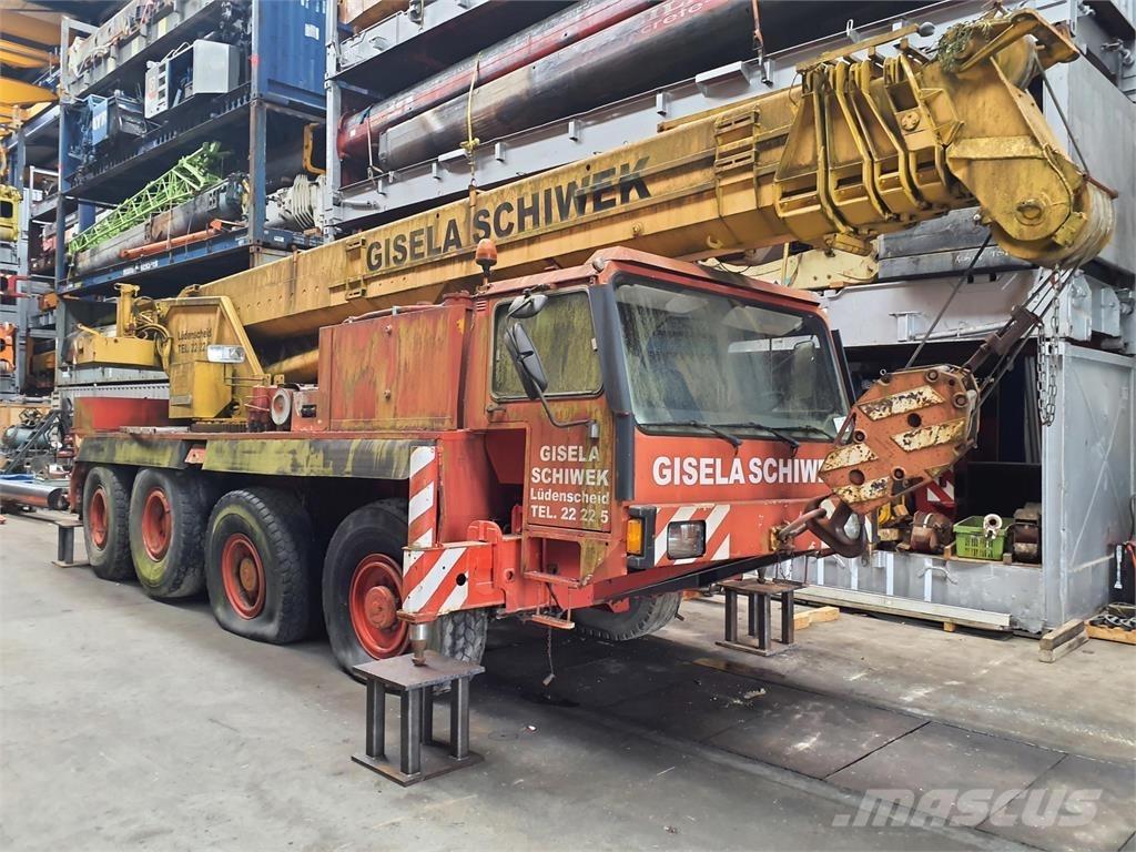Liebherr LTM 1050 A/T 크레인